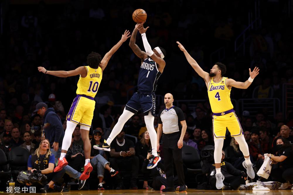 在他的带领 在他的带领