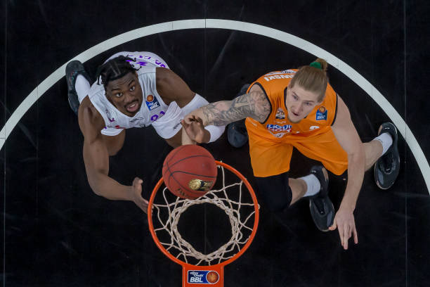 包括对轮换 包括对轮换